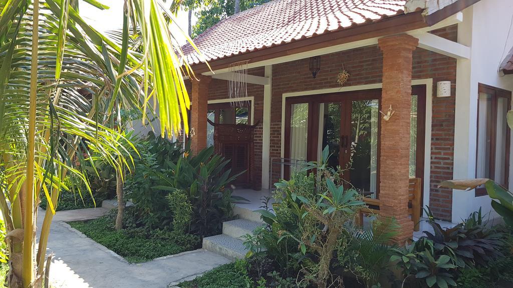 Enak Bungalow Amed Eksteriør billede